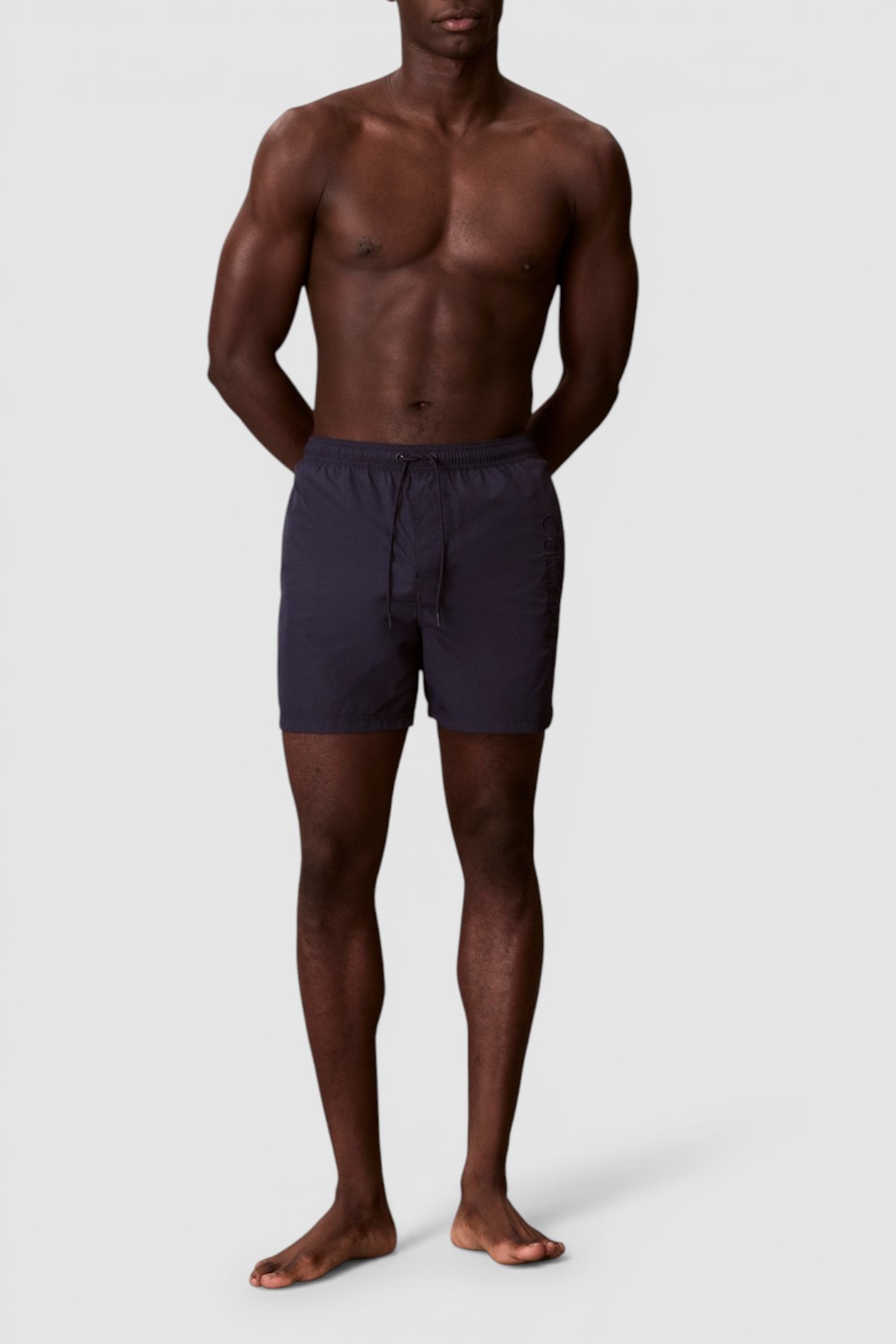 תמונת כל הלוק של מכנסי בגד ים